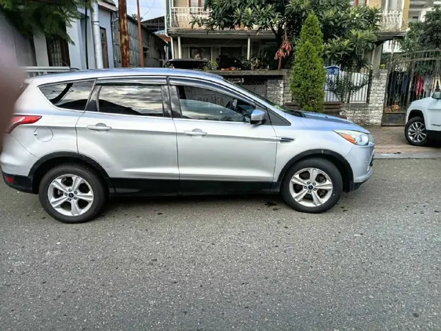 Ford 2014 год — Батуми — 5 200 $