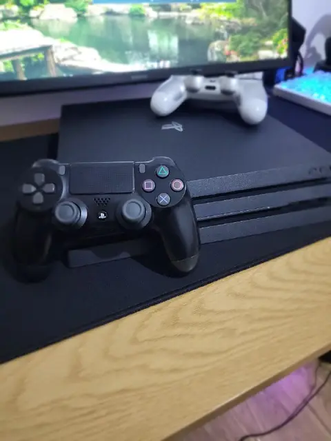 Sony PlayStation 4 Pro 1TB — Батуми — 500 ₾