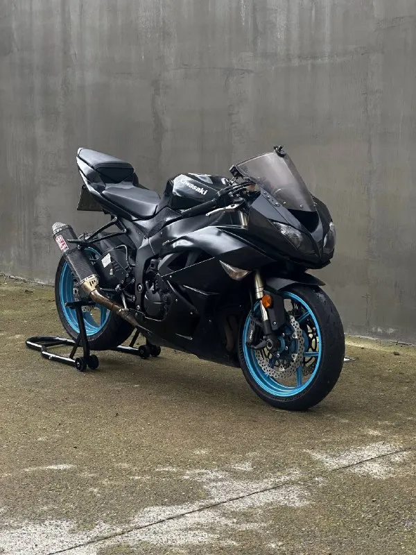 Kawasaki Zx6r