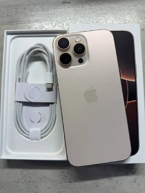 IPhone 16 pro max — Тбилиси — 2 400 ₾