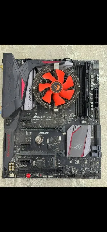 ASUS MAXIMUS VIII HERO мат плата с озу и процессором
