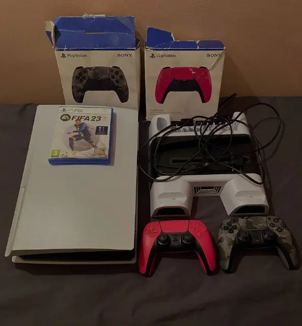 2 комплекта PlayStation 5 с дисководом — Тбилиси — 1 550 ₾