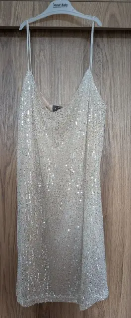 Новое бежевое платье с пайетками Primark — Тбилиси — 30 ₾