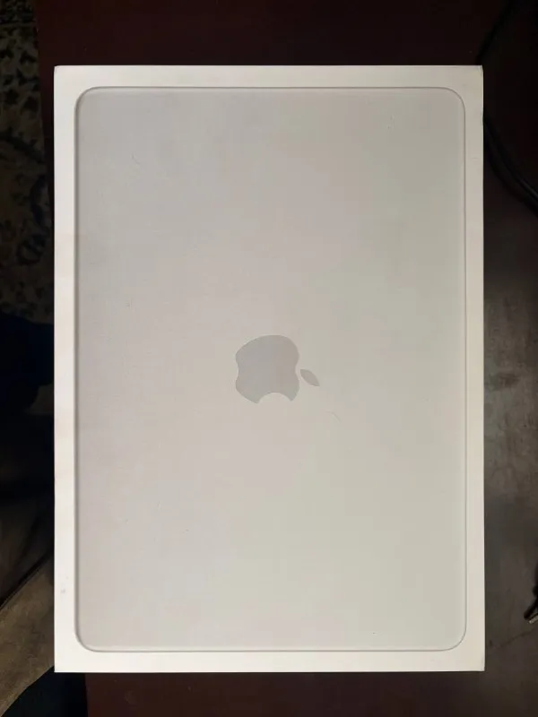 MacBook Neo 256 silver