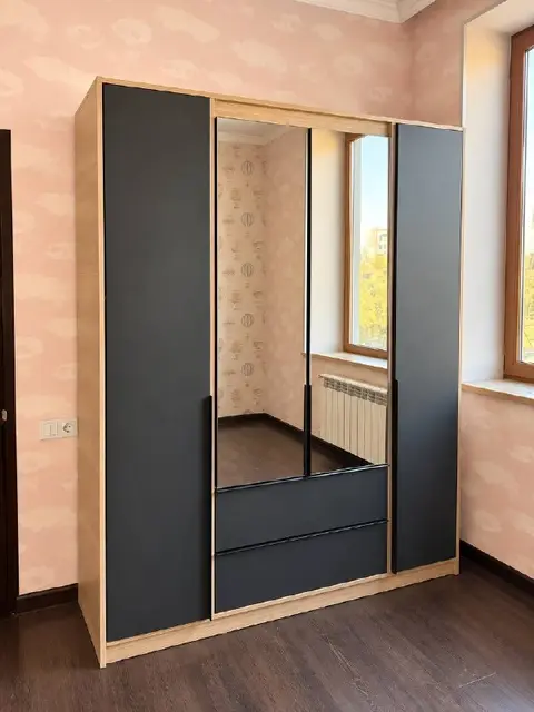 Гардероб (шкаф) — Ереван — 30 000 ֏