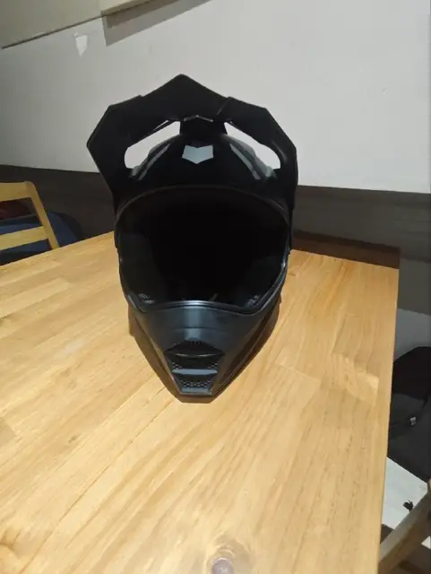 Шлем полное лицо — Батуми — 150 ₾