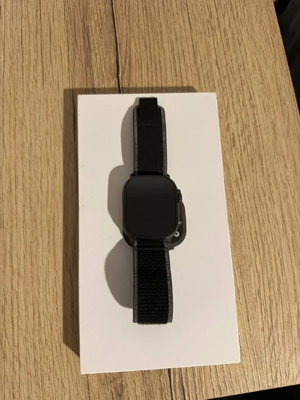 Apple Watch Ultra 3 (49mm) Black Titanium