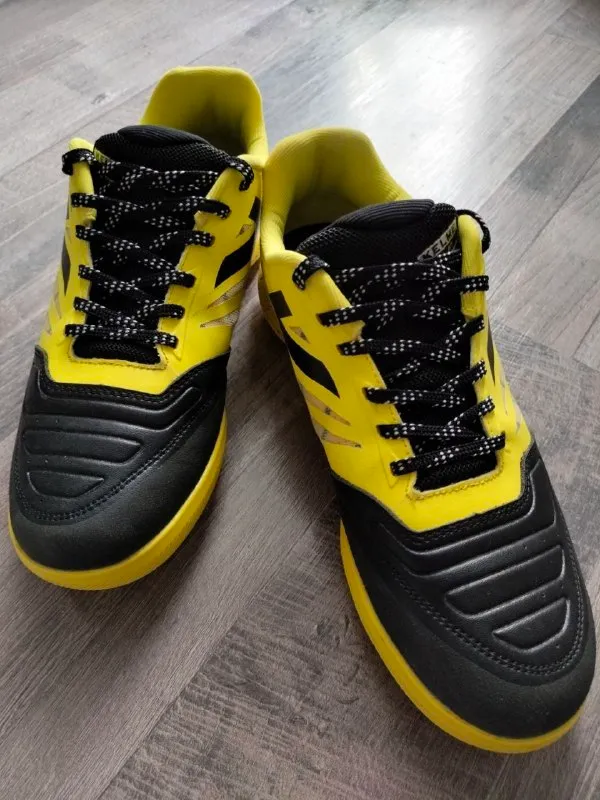 Футбольные бутсы Kelme All In Turf