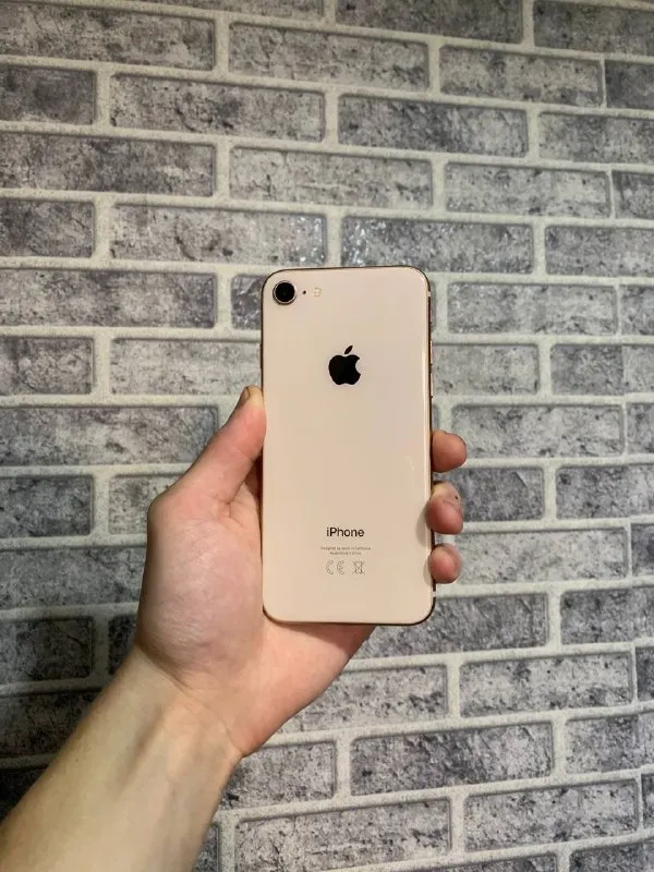 IPhone 8 (256 гб, 98% АКБ, золотой)