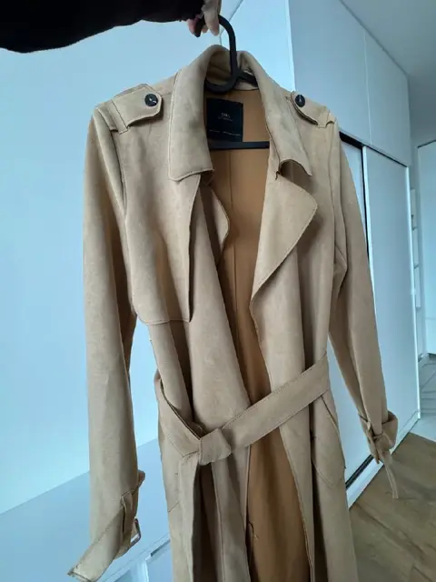Плащ ZARA — Батуми — 52 ₾