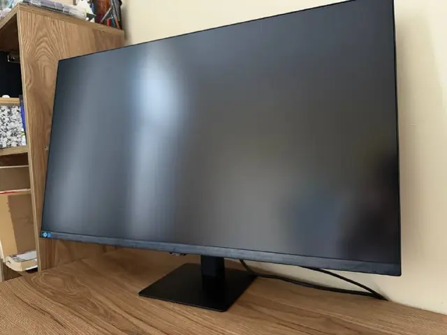 Монитор Самсунг 4к — Батуми — 800 ₾