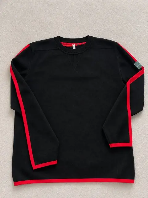 Свитер мужской размер XL — Батуми — 30 ₾