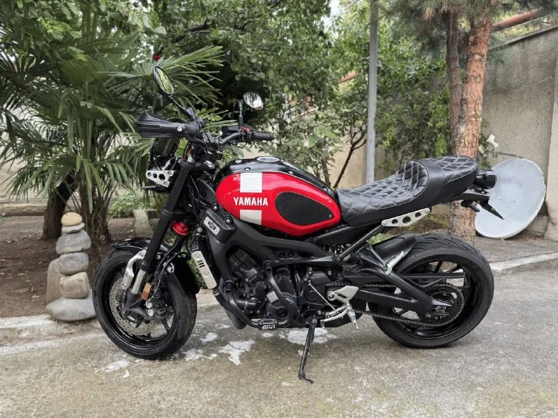 Yamaha XSR 900