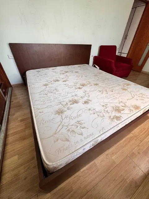 Кровать, матрас, топер 180×200, + кресло-кровать — Ереван — 100 000 ֏