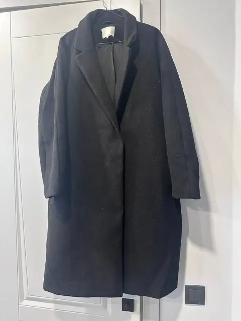Пальто H&M — Батуми — 50 ₾