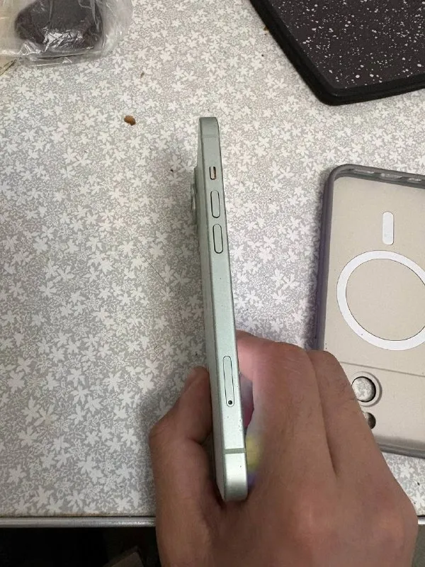 IPhone 15 128gb цвет зеленый