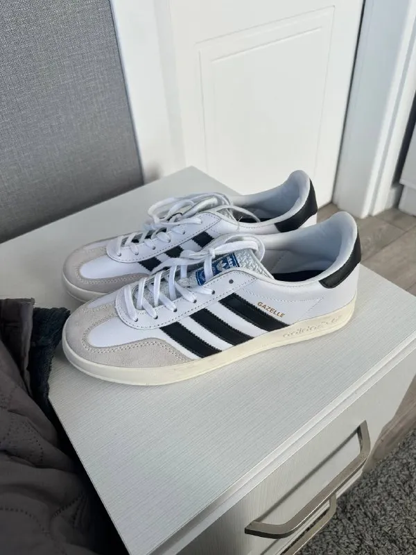 Новая обувь adidas made in vietnam 43 размер