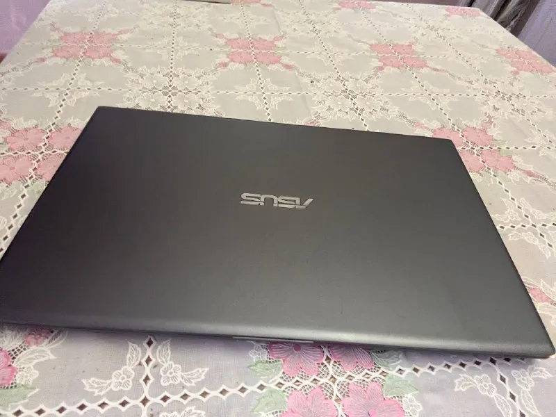 ASUS VivoBook