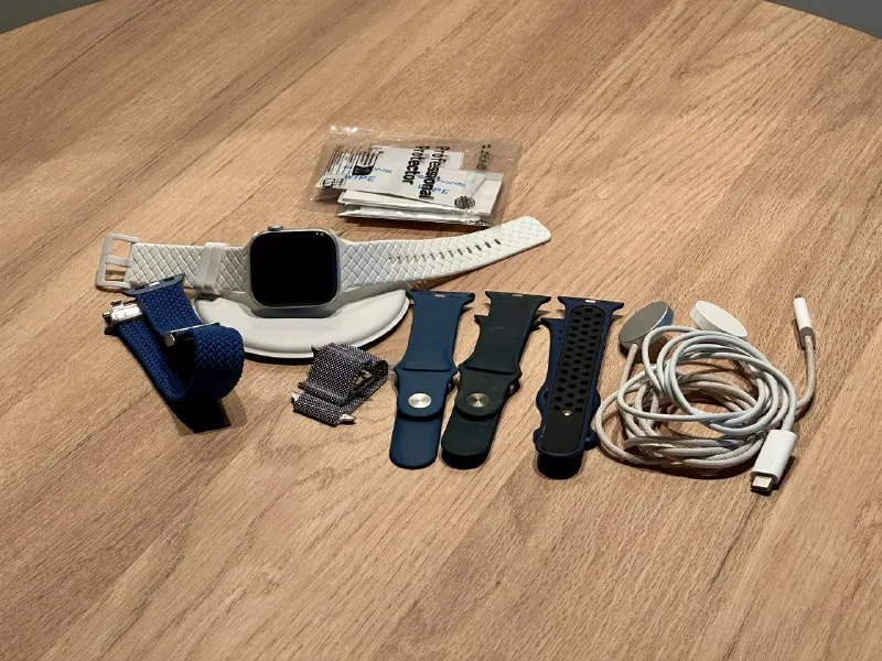 Apple Watch Series 10 (42 mm, Aluminium)