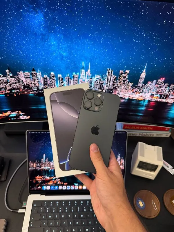 IPhone 16 Pro Max Sim + eSIM