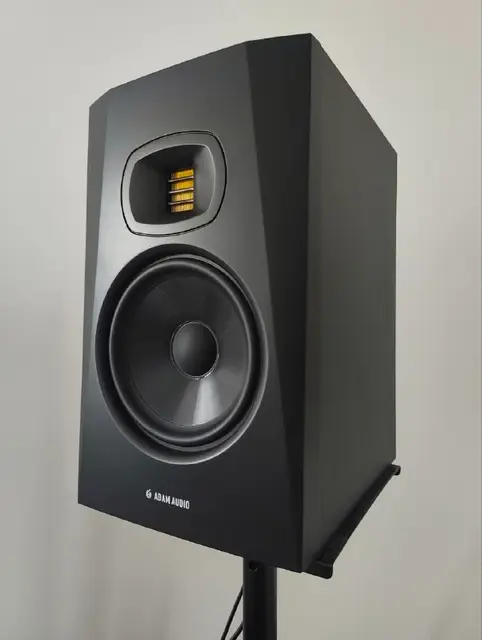 Мониторы Adam T7V — Батуми — 1 200 ₾