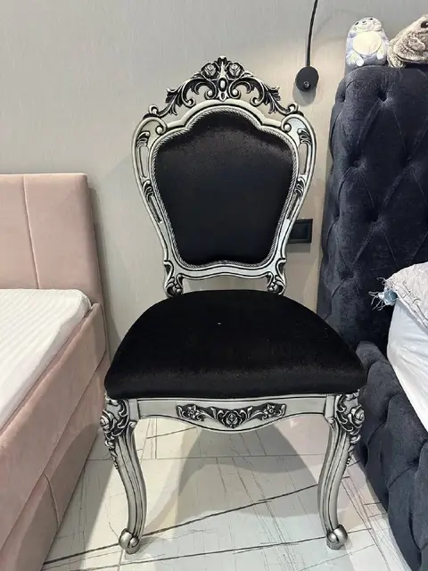 Стул — Батуми — 50 ₾