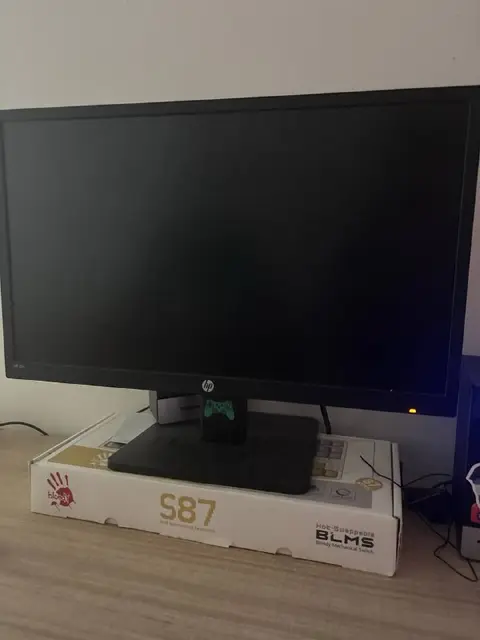 Монитор 200 Gel 1080 144hz — Батуми — 300 ₾