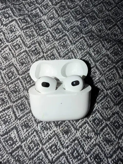 AirPods 3 — Тбилиси — 150 ₾