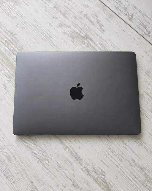 MacBook Pro 14″ M5 — 16GB / 1TB — Батуми — 5 200 ₾