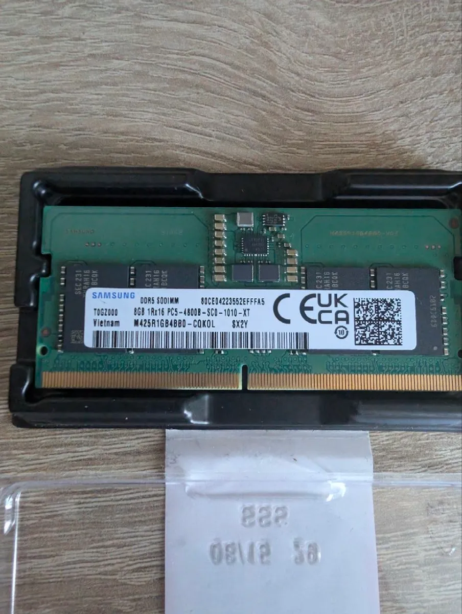 RAM 8 GB Samsung DDR5 SODIMM