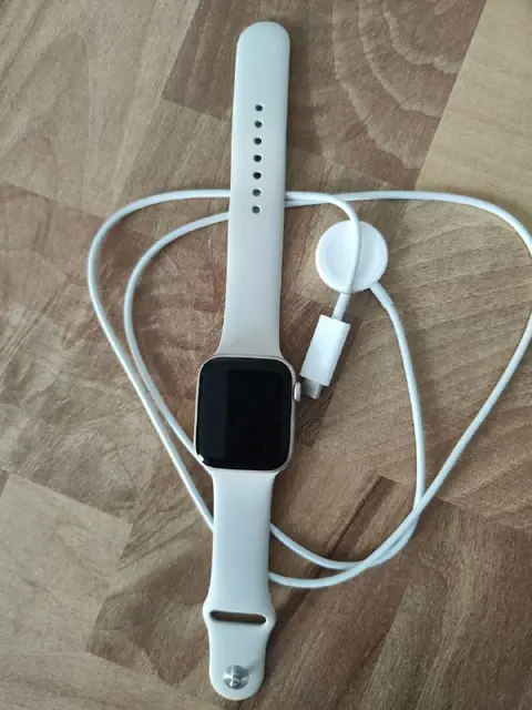 Apple Watch SE 2nd Generation — Тбилиси — 550 ₾