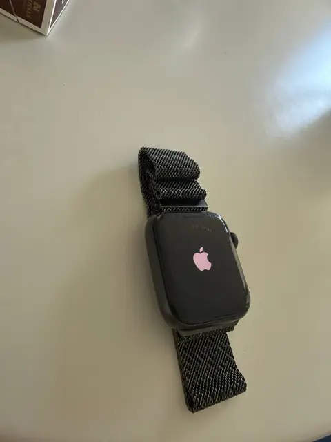 Apple Watch SE — Батуми — 180 ₾