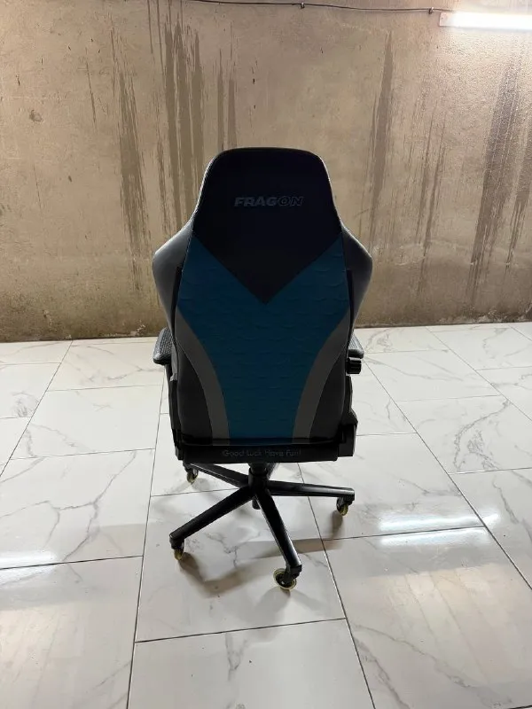 FragON 7X Poseidon игровое кресло