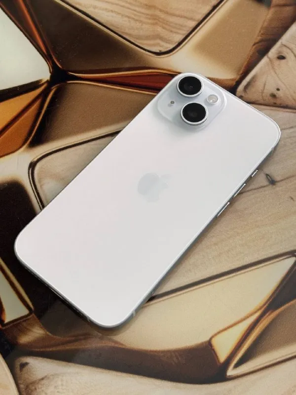 Iphone 15 голубой 256 gb