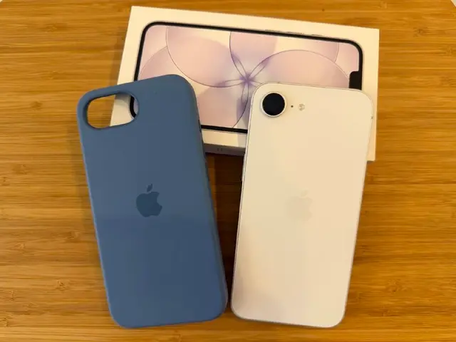 IPhone 17e 256gb — Батуми — 1 700 ₾