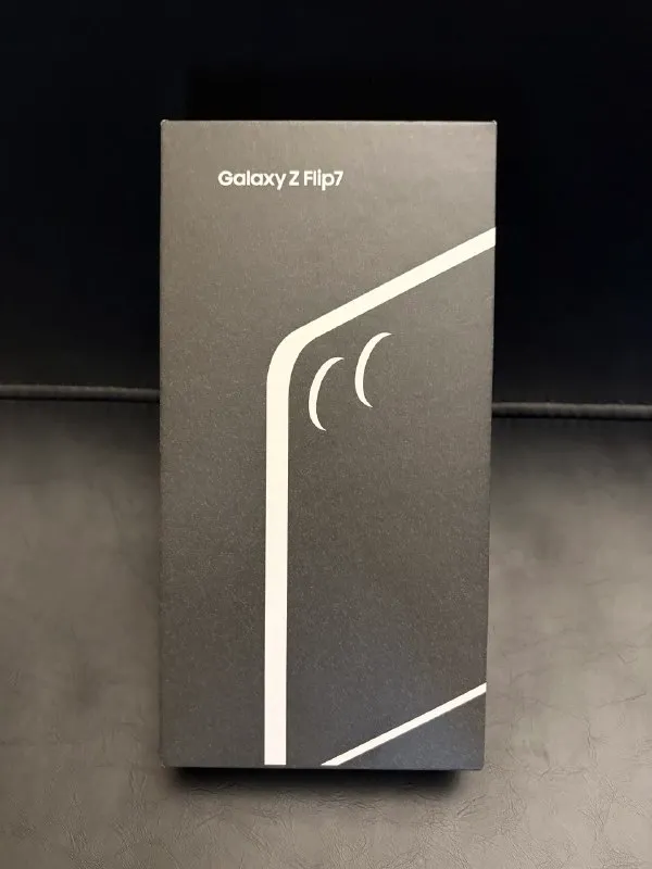 Samsung Z Flip 7 256GB Jetblack