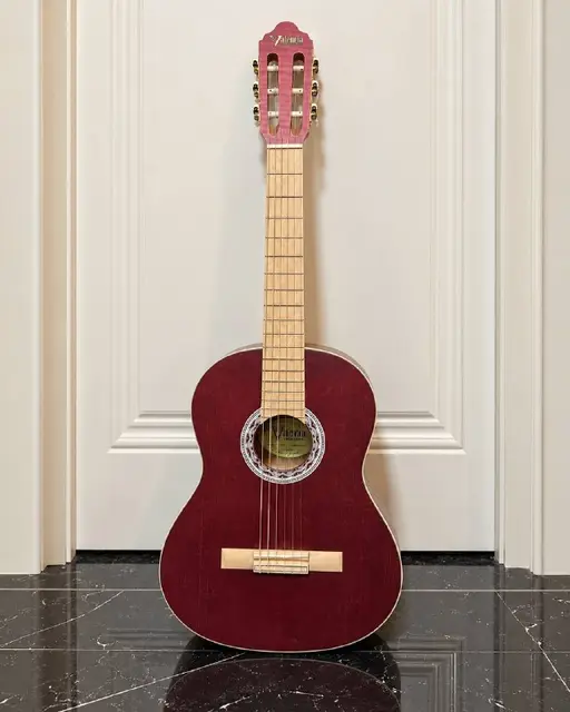 VALENCIA VC354WR 4/4 — Батуми — 290 ₾