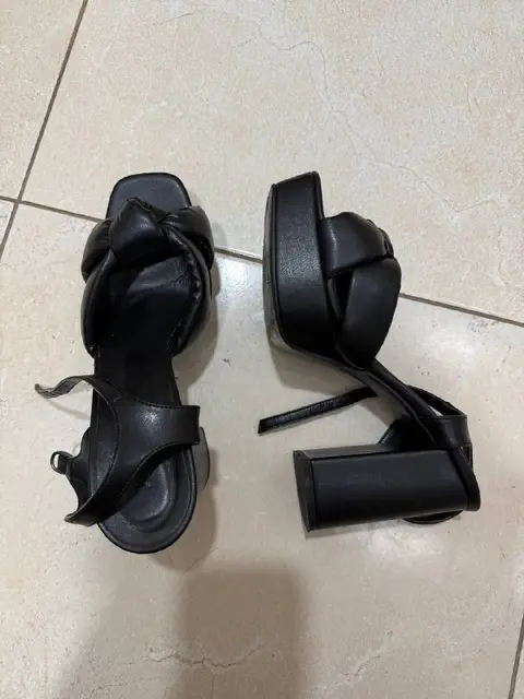 Каблуки — Batumi — 15 ₾