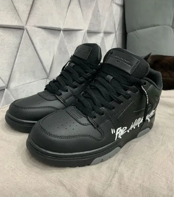 OFF White Office for walking — Батуми — 130 ₾