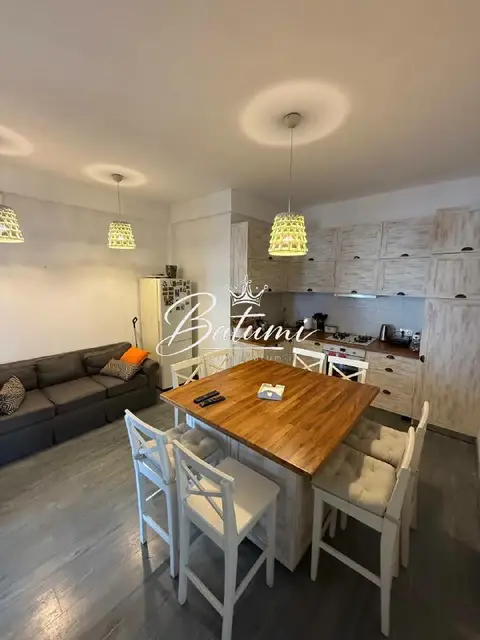 3+1 в Старом городе — Батуми — 2 000 $