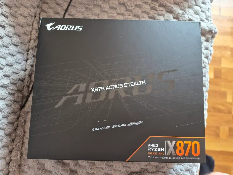 Материнская плата x870 aorus stealth