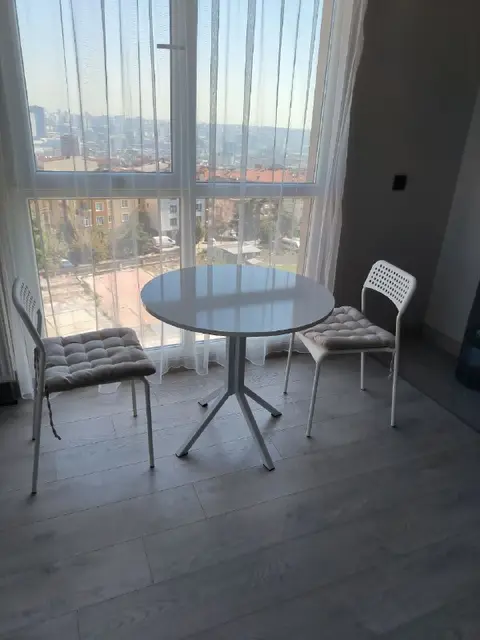 Круглый стол — Стамбул — 2 000 ₺