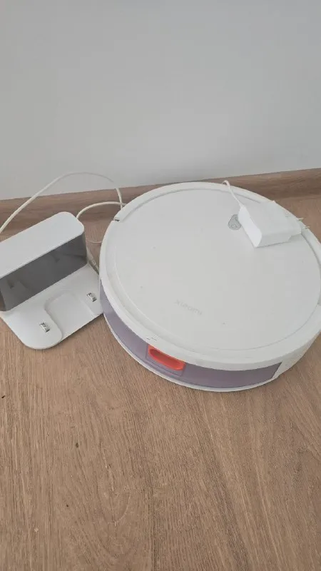 Моющий пылесос Xiaomi vacuum E10
