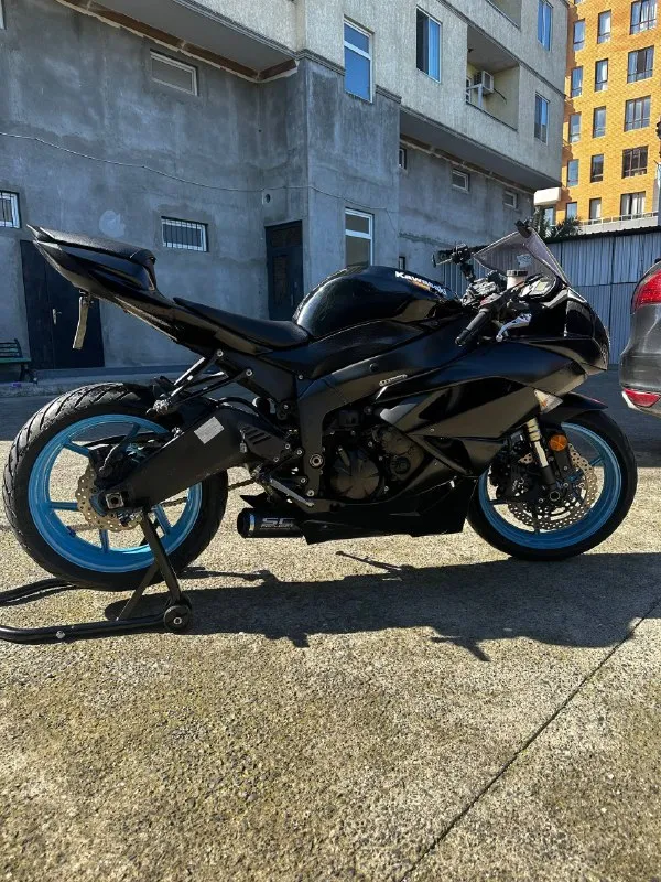 Kawasaki Ninja ZX-6R 2011