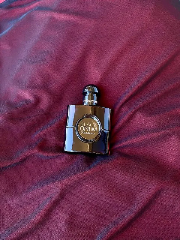 YSL Black Opium Over Red · 30 мл