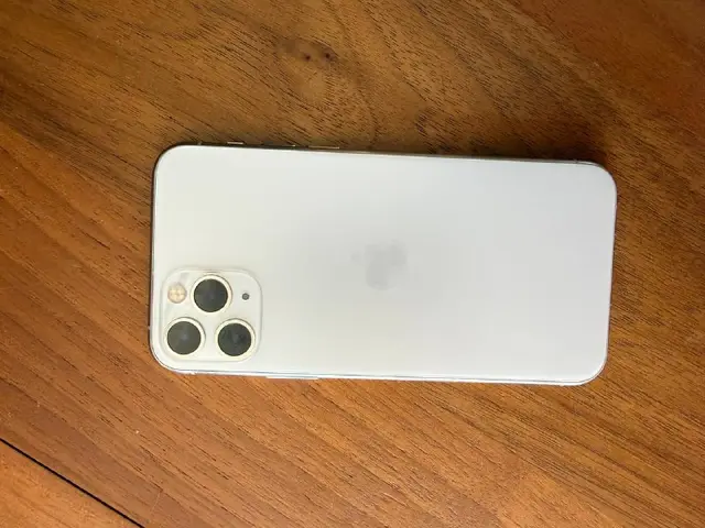 Айфон 11 Pro на 64gb — Батуми — 250 ₾