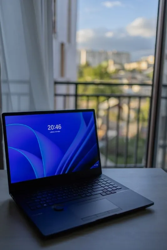 ASUS ProArt Studiobook 16 OLED