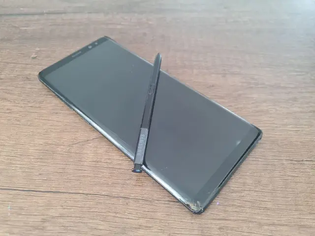 Samsung Galaxy Note 8 — Батуми — 100 ₾
