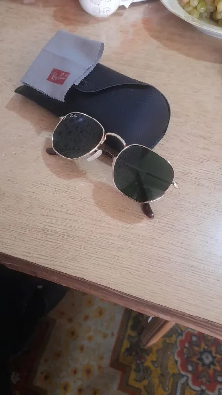 Ray-Ban