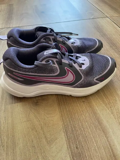 Кроссовки Nike оригинал — Батуми — 100 ₾